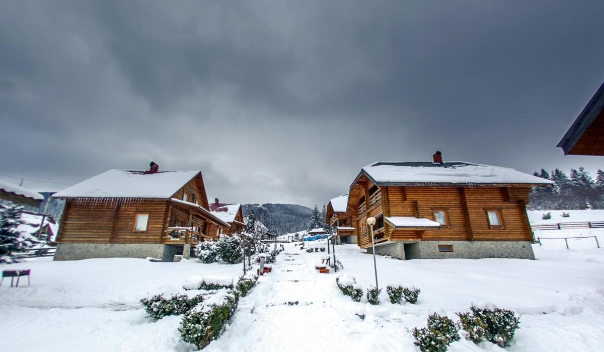 Guest House Podobovets 2000 ภายนอก รูปภาพ