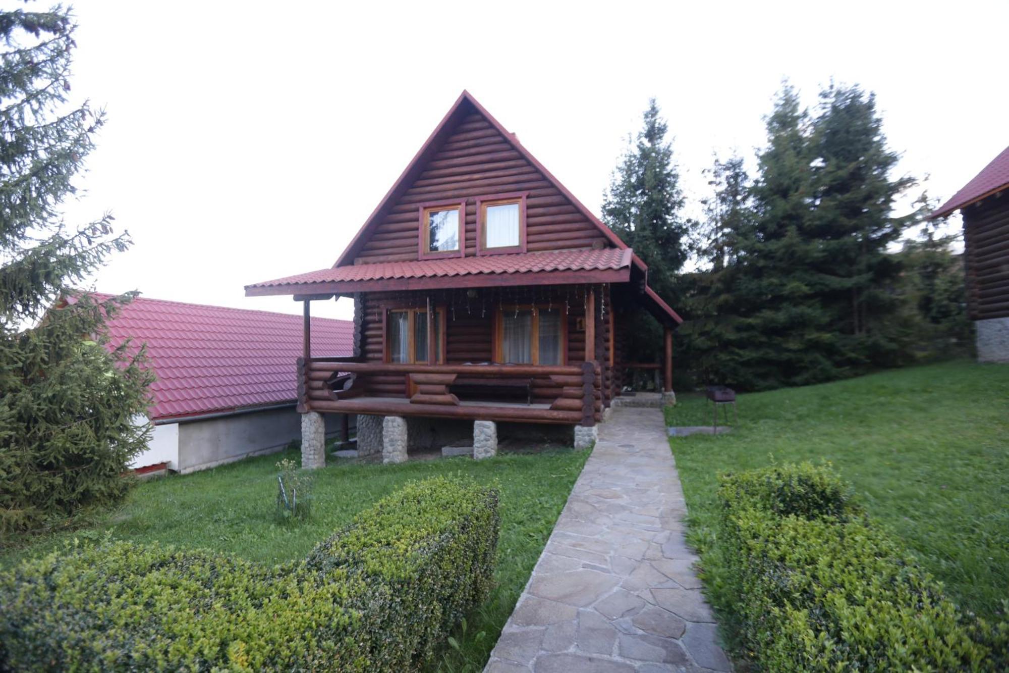 Guest House Podobovets 2000 ภายนอก รูปภาพ