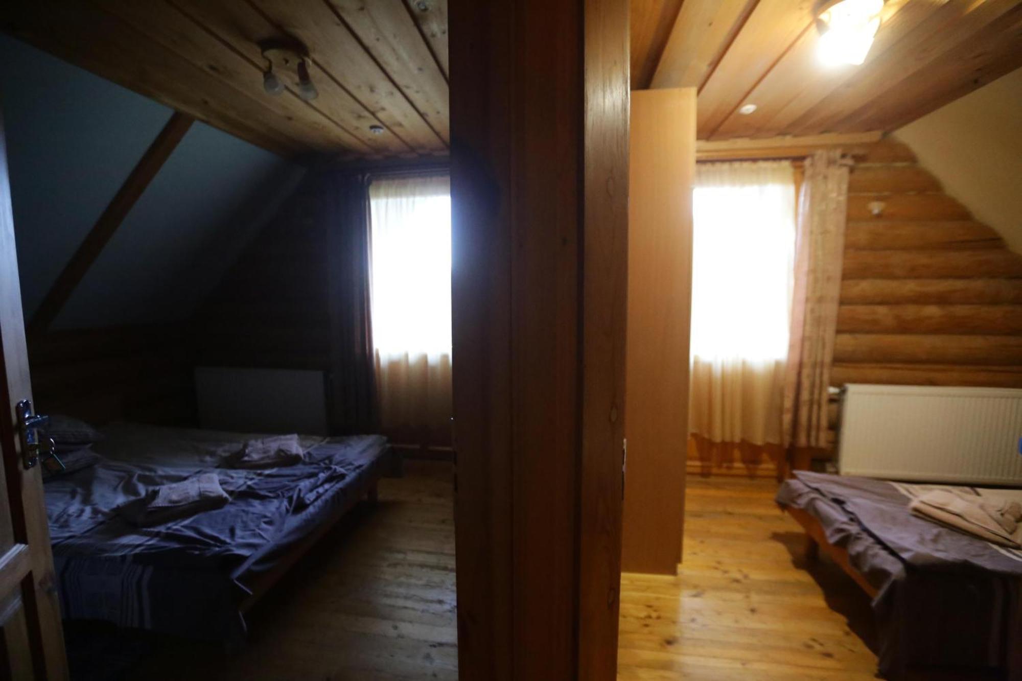 Guest House Podobovets 2000 ภายนอก รูปภาพ