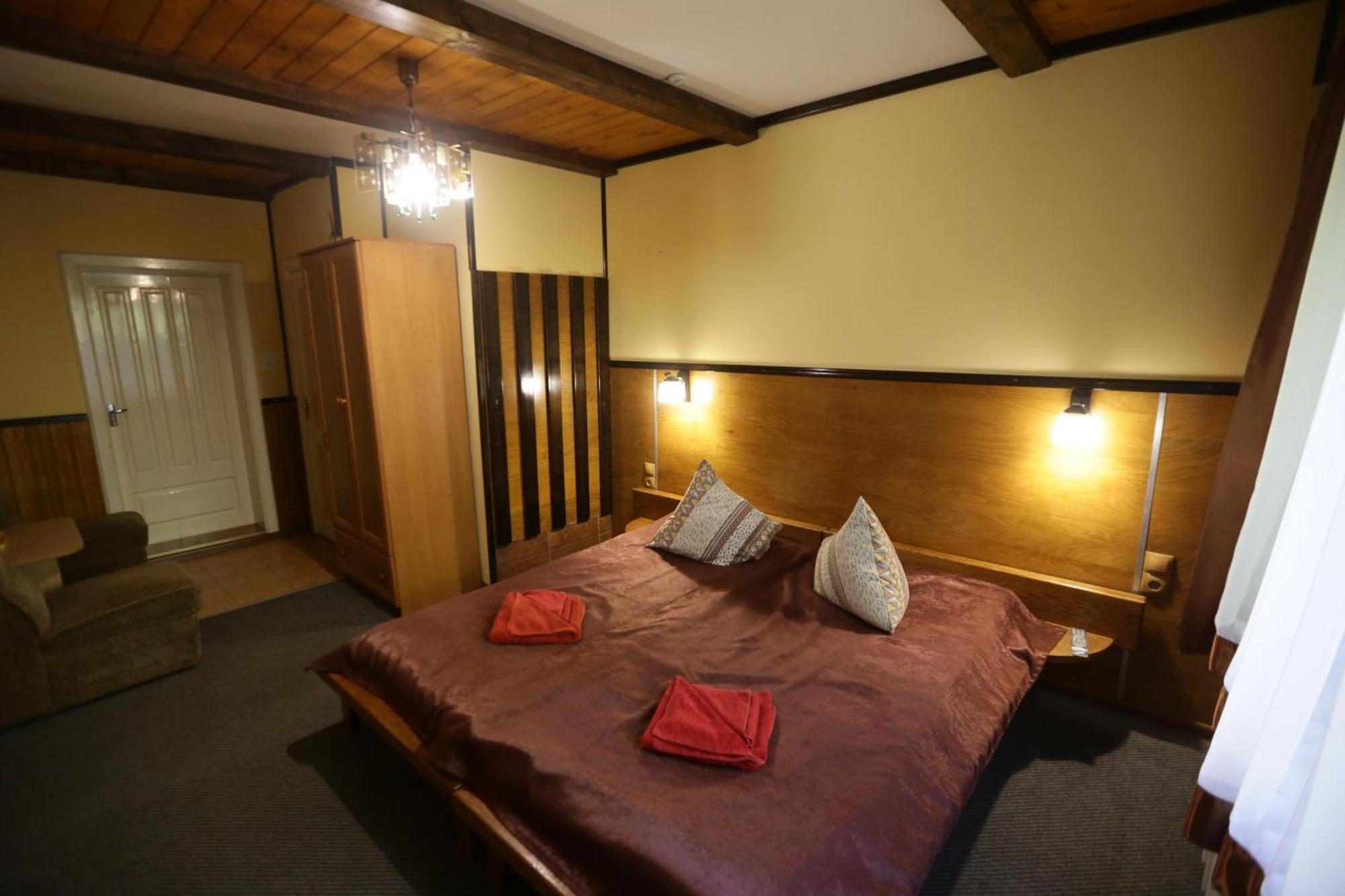 Guest House Podobovets 2000 ภายนอก รูปภาพ