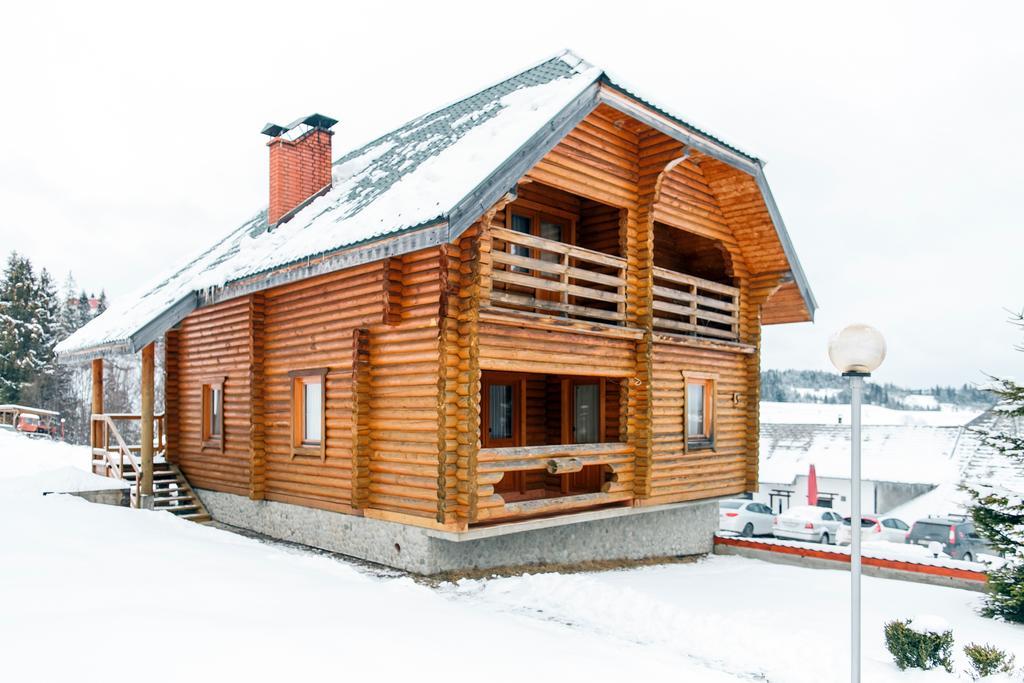 Guest House Podobovets 2000 ภายนอก รูปภาพ